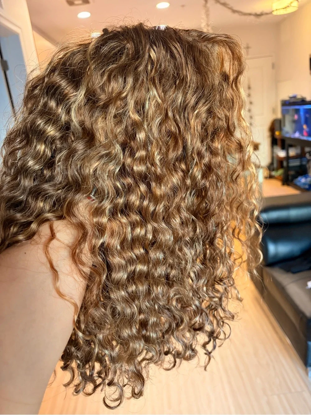 💯 human hair Curly Human Hair Wig - Golden Brown Highlights